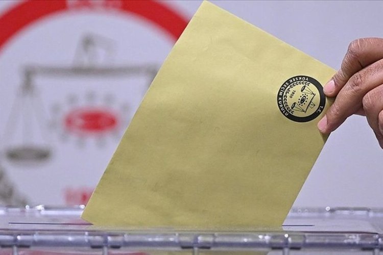 Bursa’da 17 ilçede yüz yüze seçim anketi
