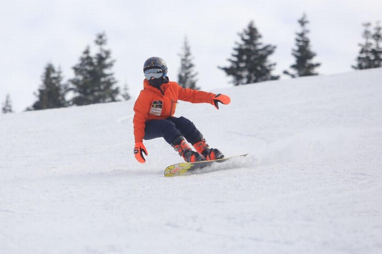 Snowboard’un harika çocuğu… Dağhan Güler Türkiye şampiyonu