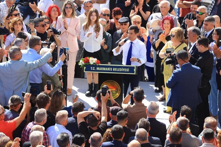 Acar Başkan’ın ilk ziyareti Kavaklıdereliler’e oldu