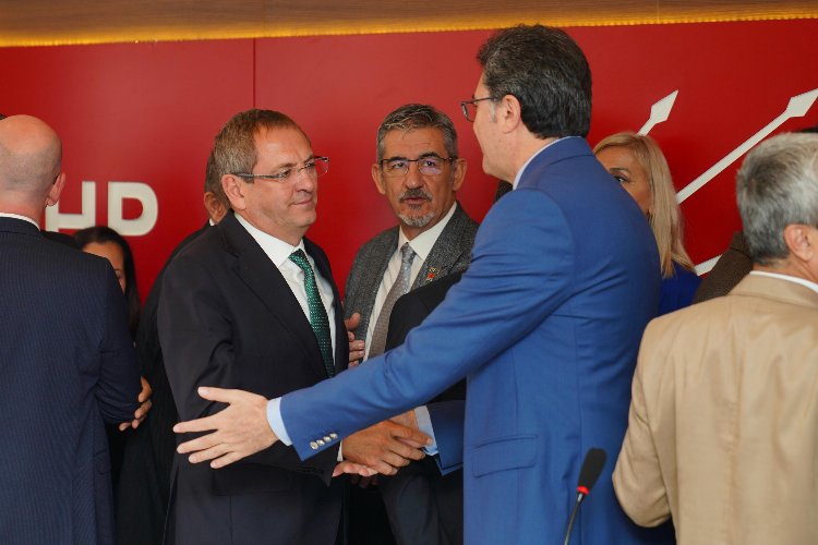 CHP Balıkesir teşkilatları ‘il’de bayramlaştı