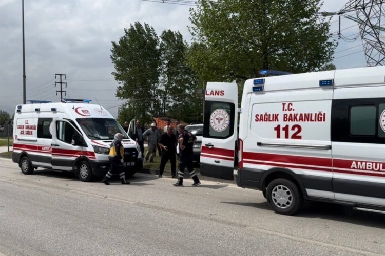 Düzce’de trafik kazası 3 yaralı